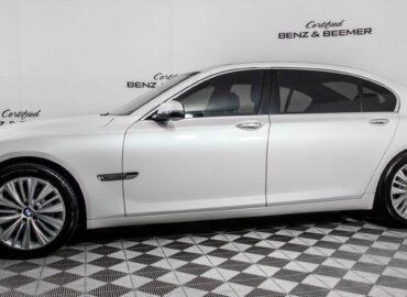 BMW-7-Series-2015-03