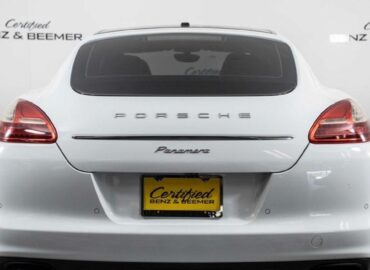 Porsche-Panamera-2013-03