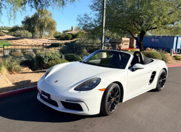 Porsche-718-Boxster-2017-09