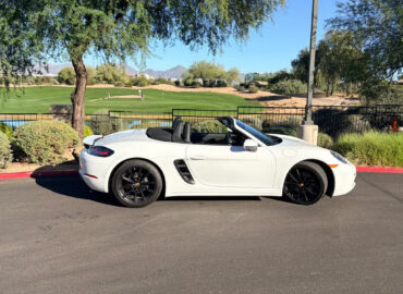 Porsche-718-Boxster-2017-12