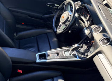 Porsche-718-Boxster-2017-14