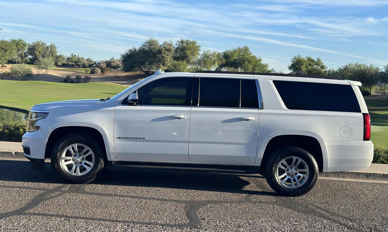 CHevrolet-Suburban-2019-pic-01